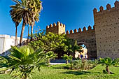 Rabat - Mura andaluse, Bab el Had la porta del mercato della domenica. 
